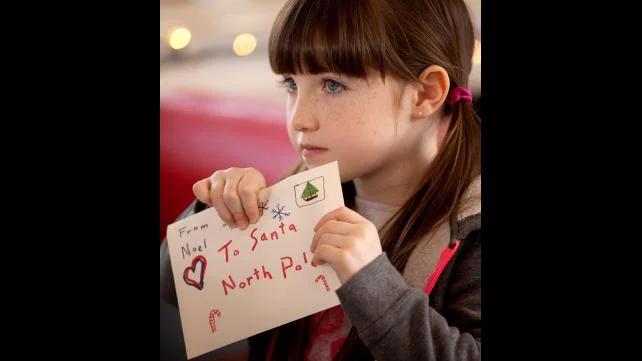 Jingle-All-The-Way-2-Noelle.jpg