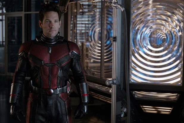 ant-man-and-the-wasp-janet-paul-rudd-ghost-chamber.jpg