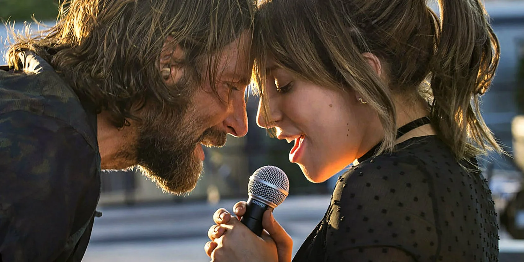 Bradley-Cooper-and-Lady-Gaga-in-A-Star-is-Born.jpg