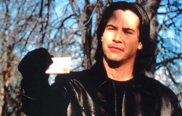 Revisiting the Strange Story of 2000's The Watcher, The Movie Keanu Reeves Was Tricked Into Starring In 