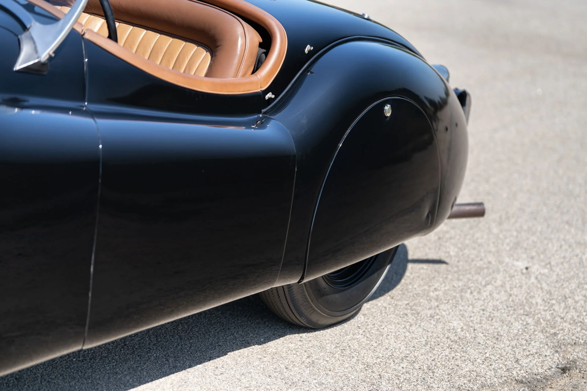 1949 Jaguar XK120 Alloy Roadster_7.jpg