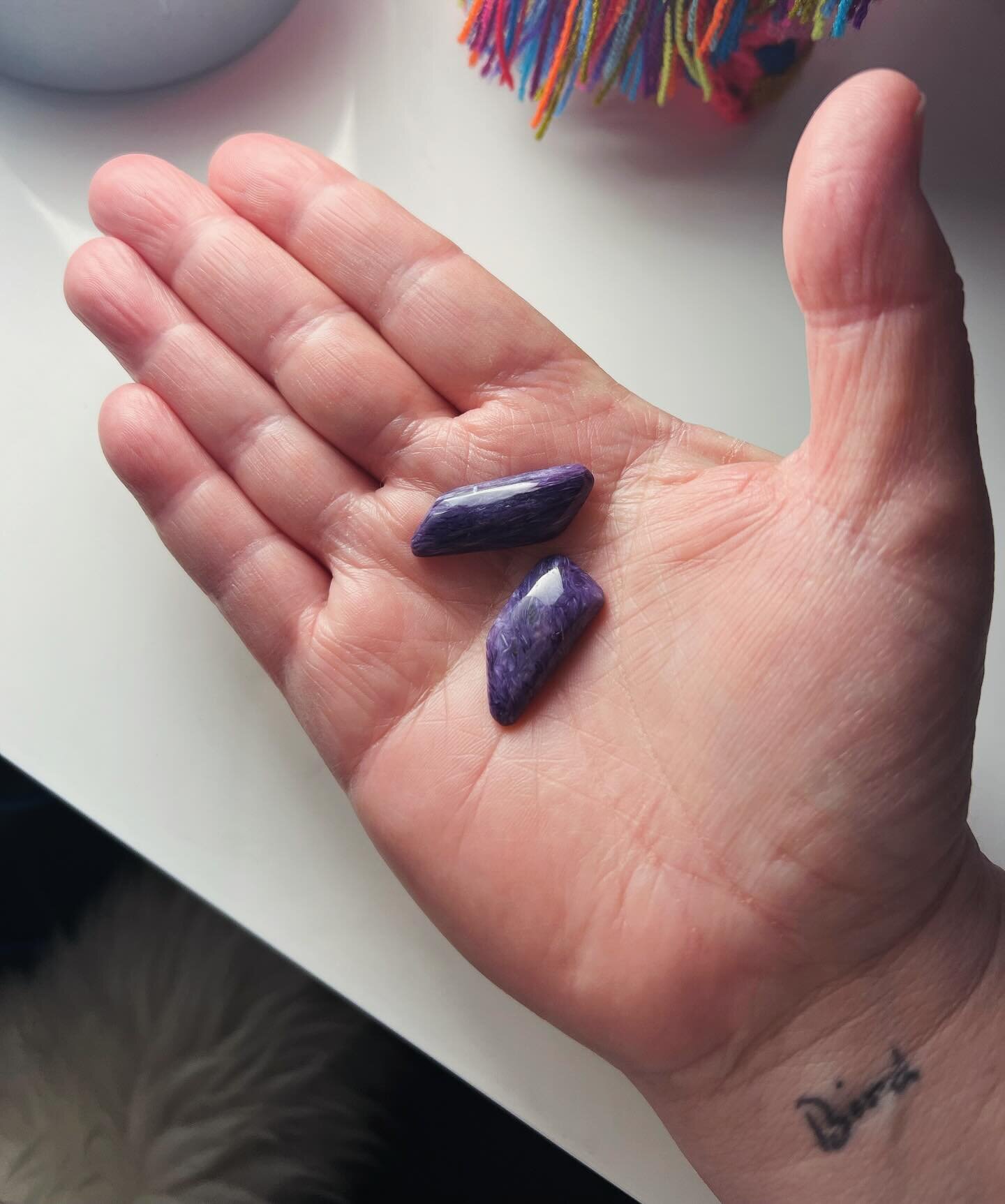 Attention empaths: this stone is for you!

Charoite is a&nbsp;stone of inner knowledge, harnessing energies and purifying the etheric body. Popular among healers and psychics, Charoite is thought to help one tolerate high-frequency vibrations and pre