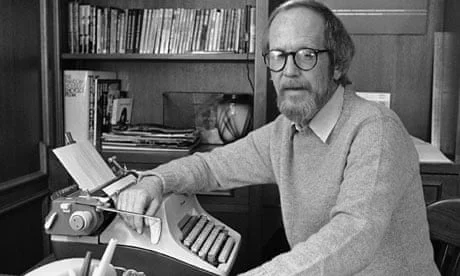 Elmore-Leonard-in-1983-010.jpg