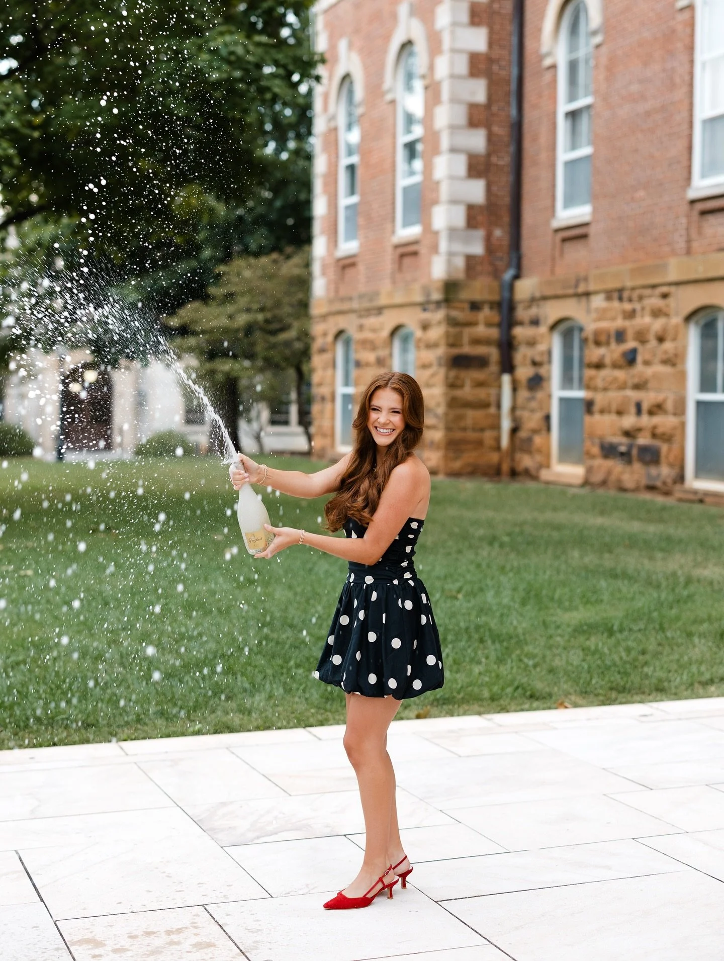 Catch me at the U of A this fall + spring 🤭🥂✨👀 Started off strong with @kamryn.gregory ! 

#fayettevillephotographer #fayettevilleseniorphotographer Fayetteville photographer. NWA senior photographer