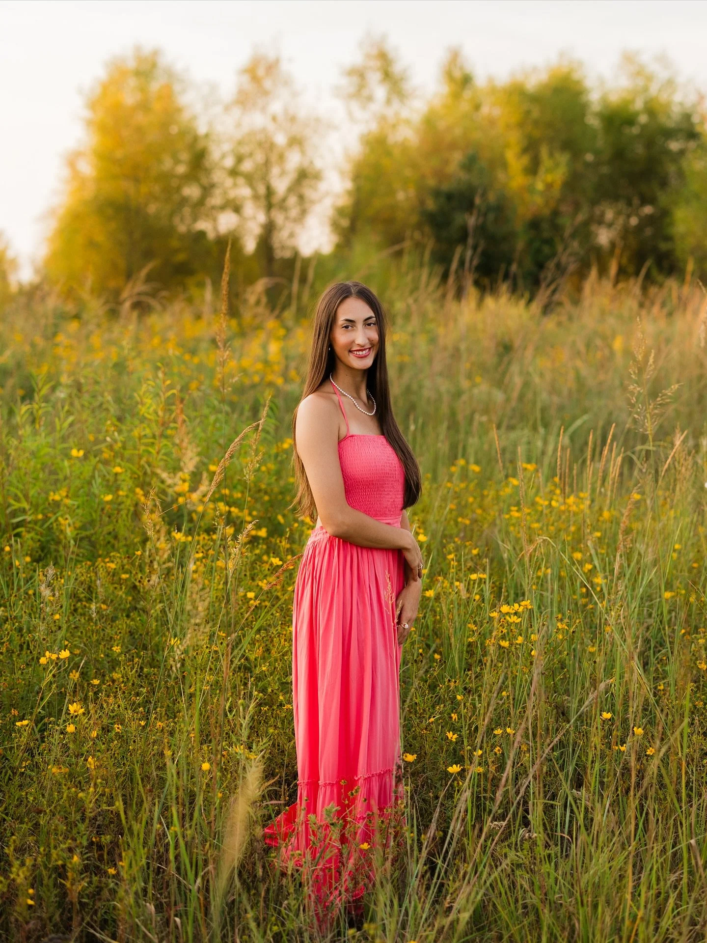 Olivia!! 👀😍 Running around in the sun (and rain for a minute) was so much fun and we truly captured YOU. Loved our time together! 

#seniormonday #nwaphotographer #nwaseniorphotographer #bentonvilleseniorphotographer #bentonvillephotographer #fayet