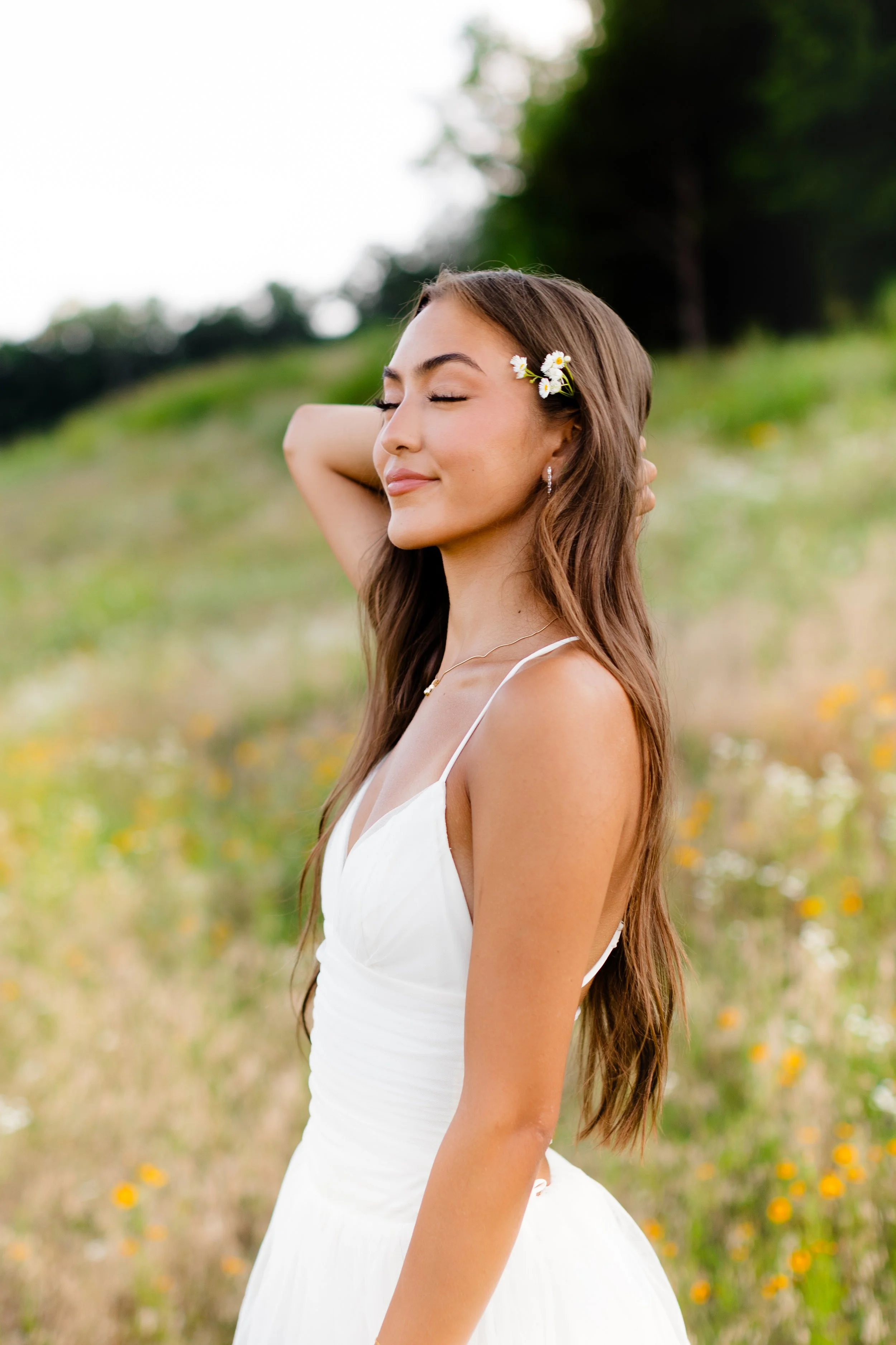 Choosing a Senior Photographer: 7 Must-Know Tips