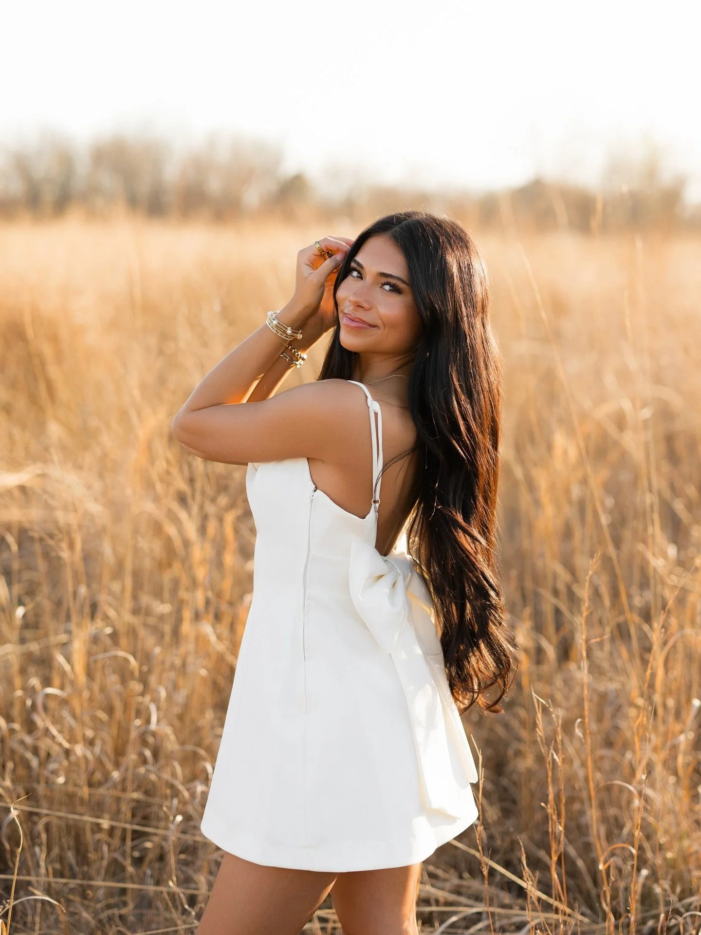 Happy Friday! I am obsessed with how these turned out of Bailey&hellip; check out those red boots! 👏🏻 Next week I have 22 mini clients so I&rsquo;m praying for good weather and lots of coffee 🤭🎓🩷 

#nwaseniorphotographer #fayettevilleseniorphoto