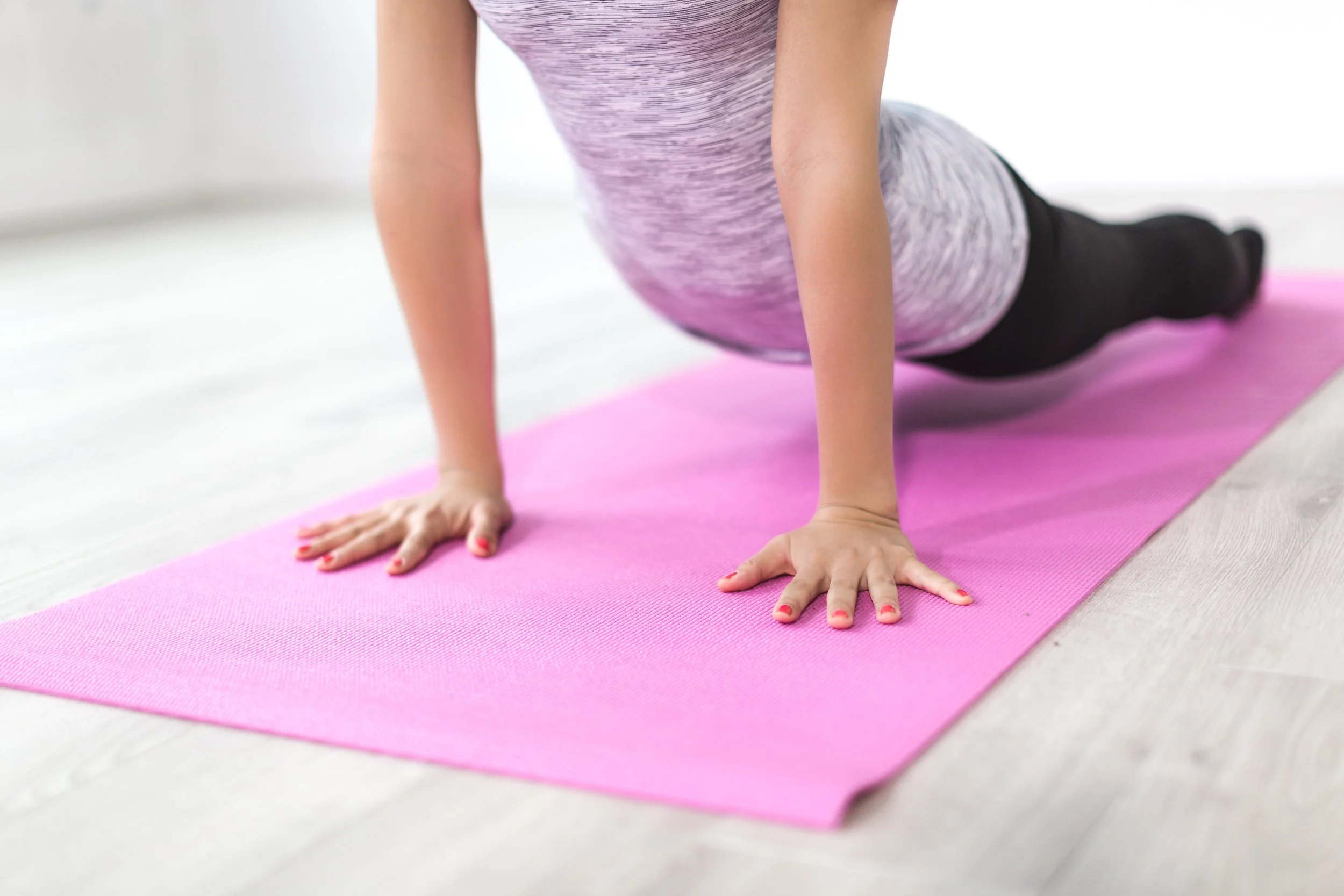 balance-body-exercise-374101.jpg