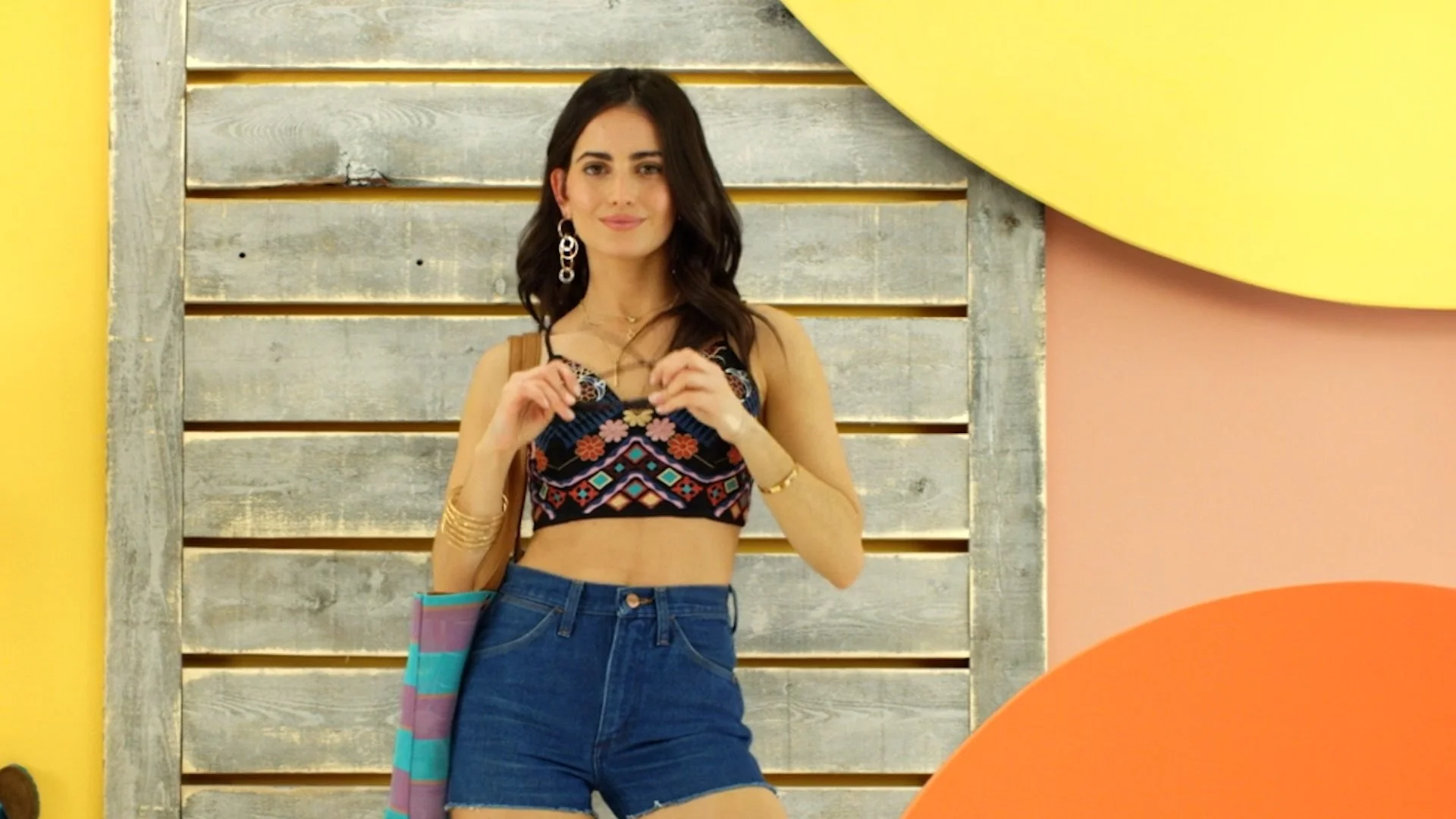 EBAY05_SunKissedStyle_edit_C_v08_SunkissedStyle_SquareWithOpening+BuckBug_1