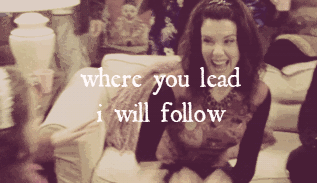 6 Reasons Why Lorelai Gilmore is ULTIMATE Mom Goals. 