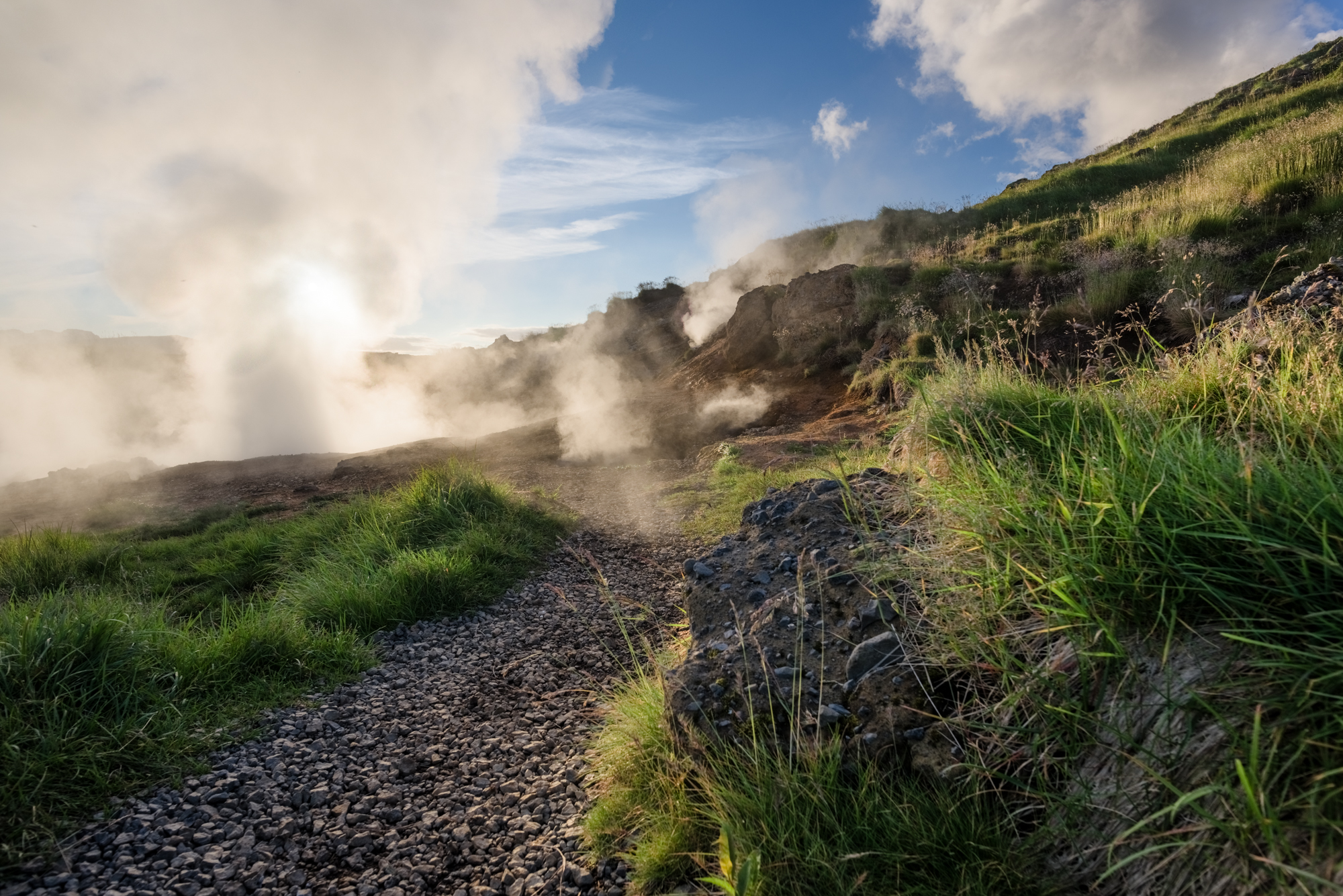 ICELAND-travel-to-Holmvic-D810-080318-1298-HDR.jpg