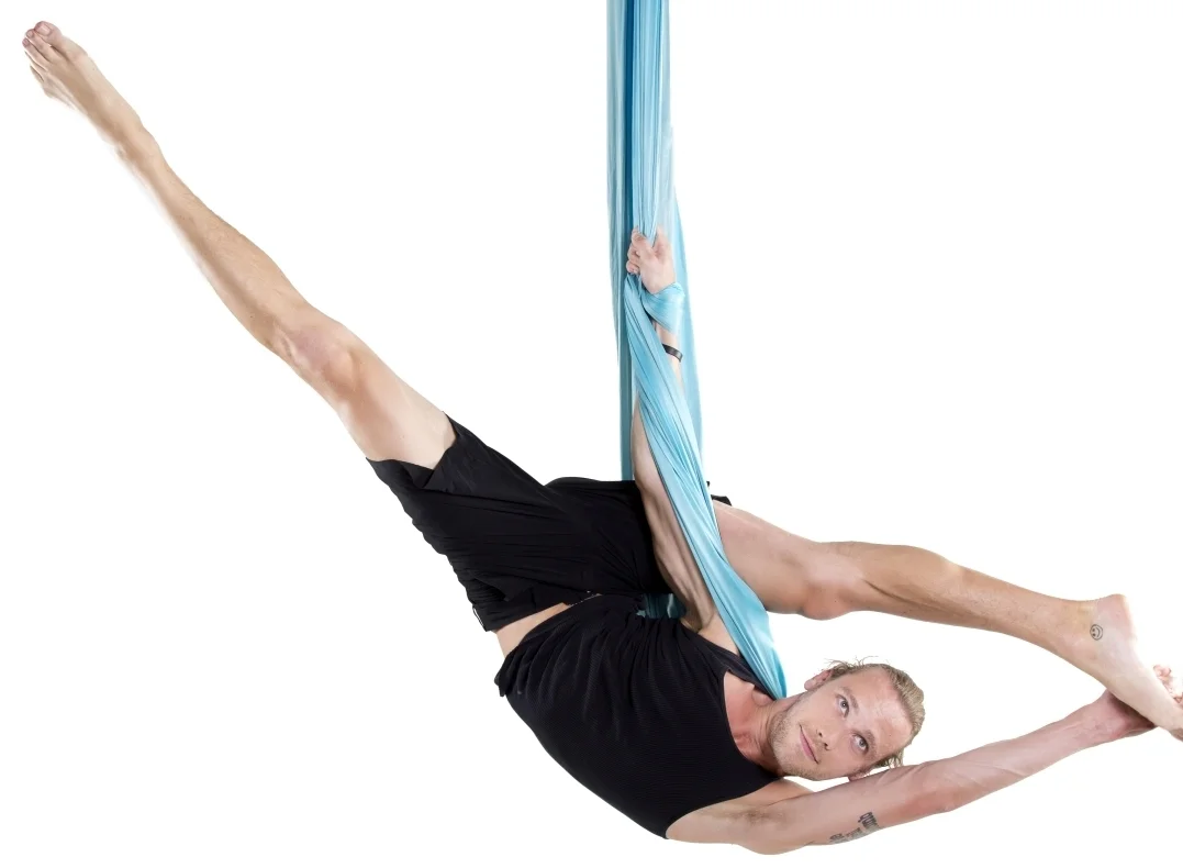  AIR Aerial Fitness  Photo by @ViolettaPhoto 