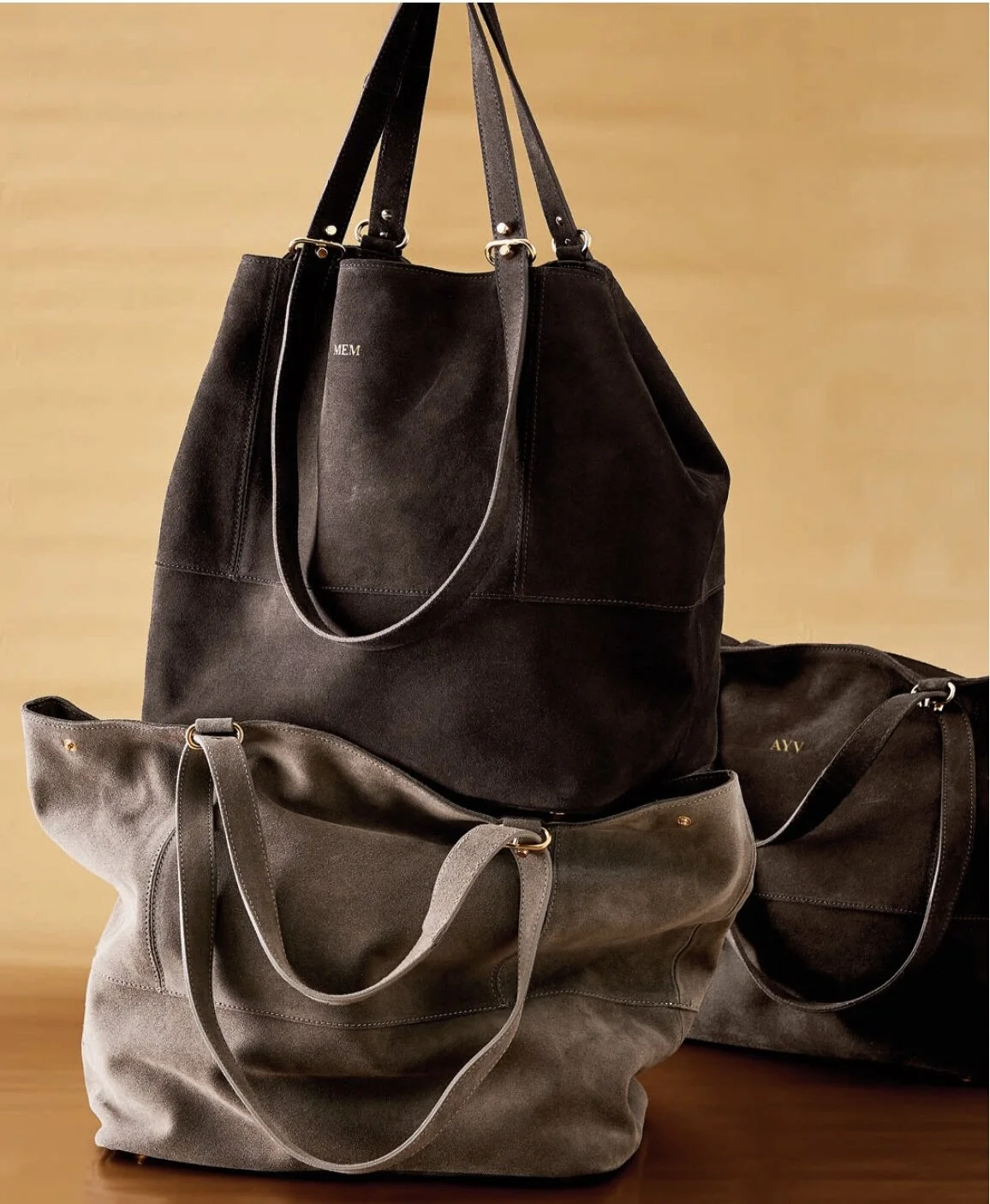 fallcatalog_suedetote.jpg
