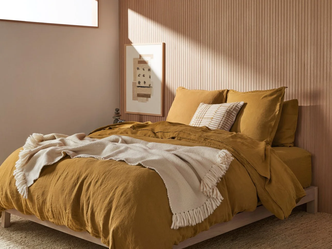 broken-lines-pillow-cover_ochre_studio_1148.jpg