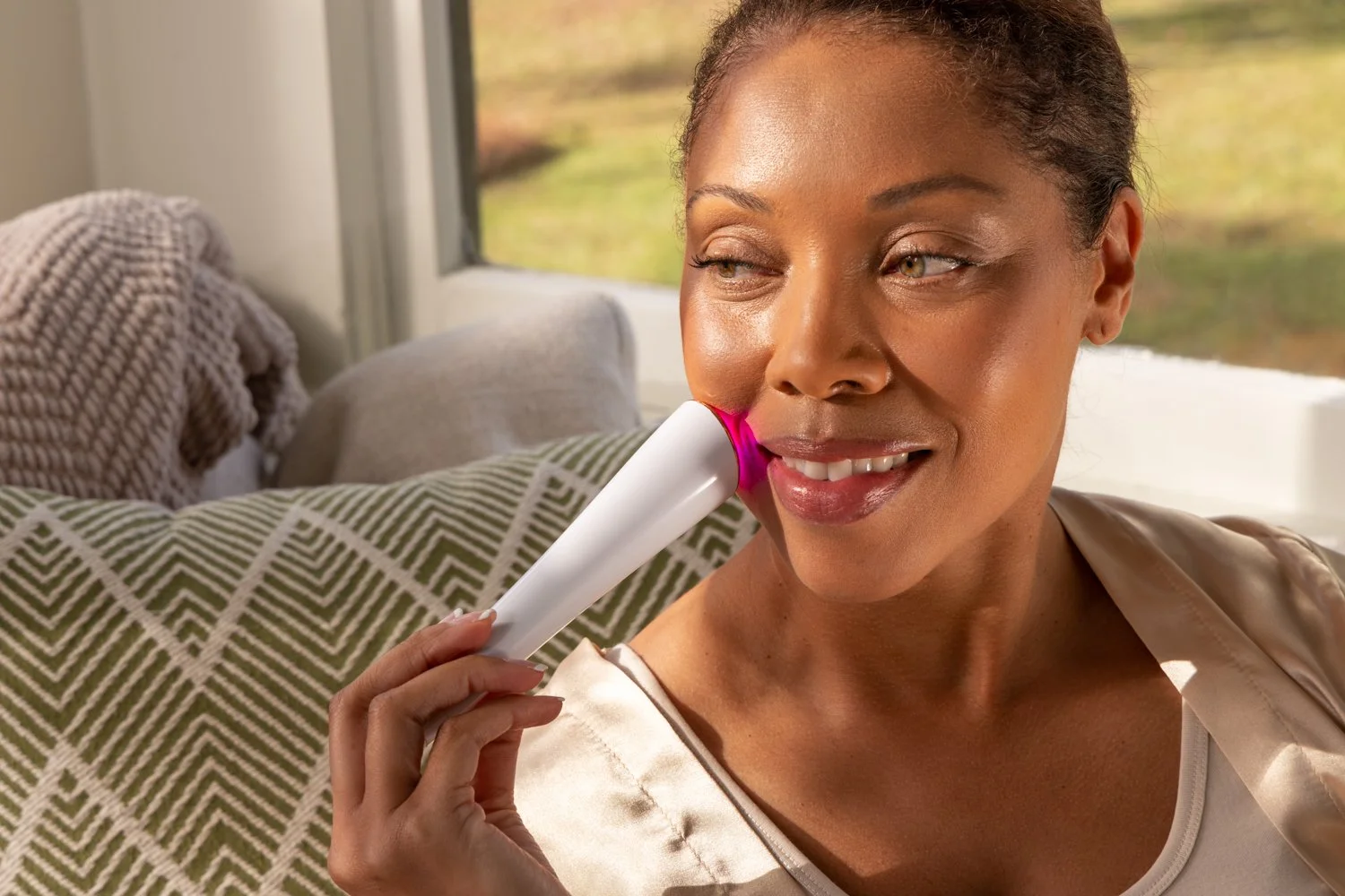 Revive Light Therapy-Skincare Beauty Cosmetics Product Photographer-241118-144028.jpg