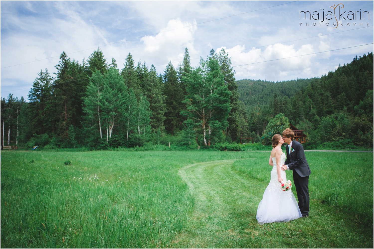 Mountain-Springs-Lodge-Leavenworth-Wedding-Maija-Karin-Photography_0010.jpg