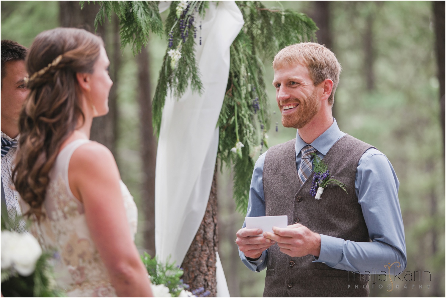 _0065Tierra-Learning-Center-Leavenworth-Washington-Wedding-Photographer-Maija-Karin-photography.jpg