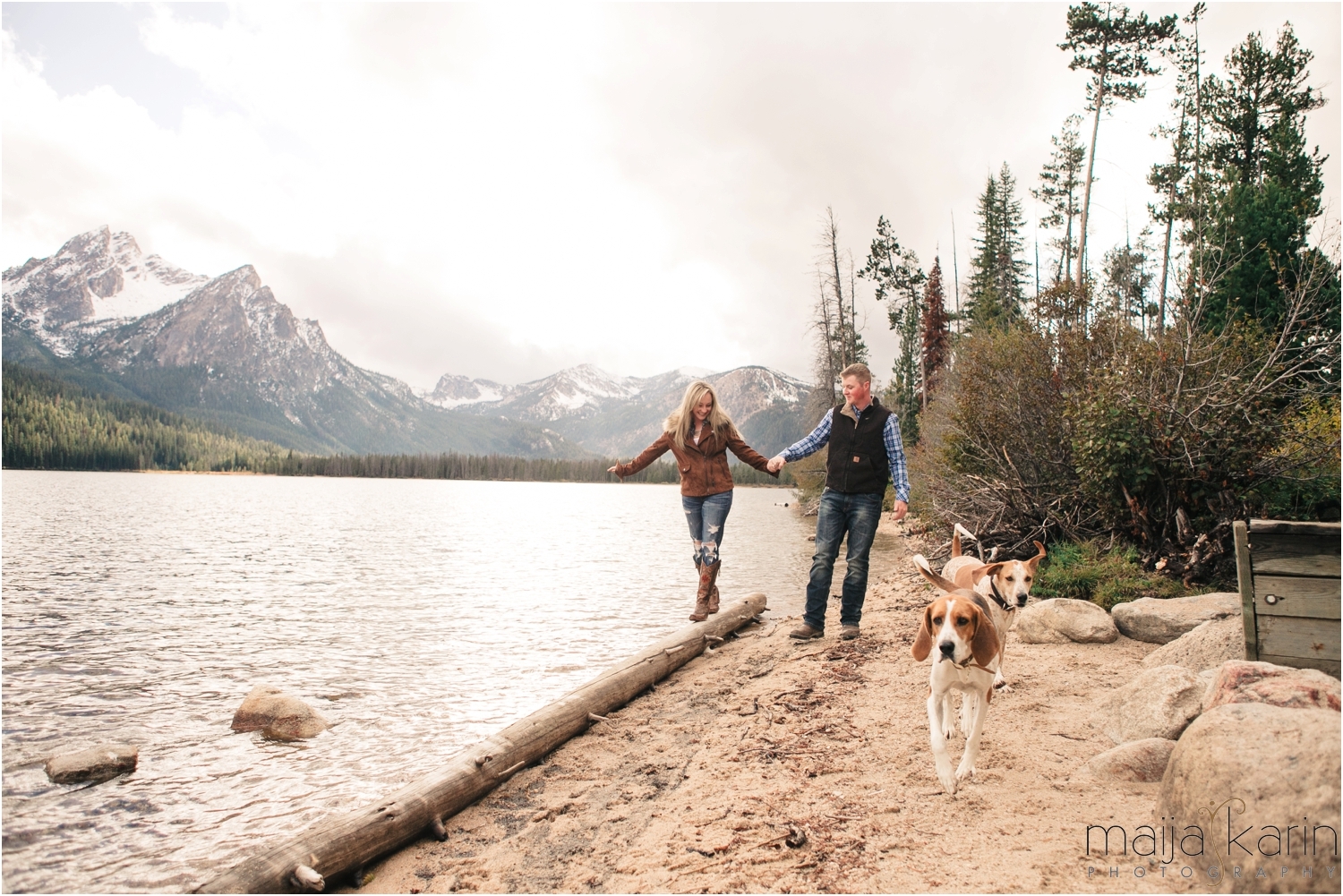 Stanley-Lake-Engagement-portraits-Maija-Karin-Photography_0001.jpg