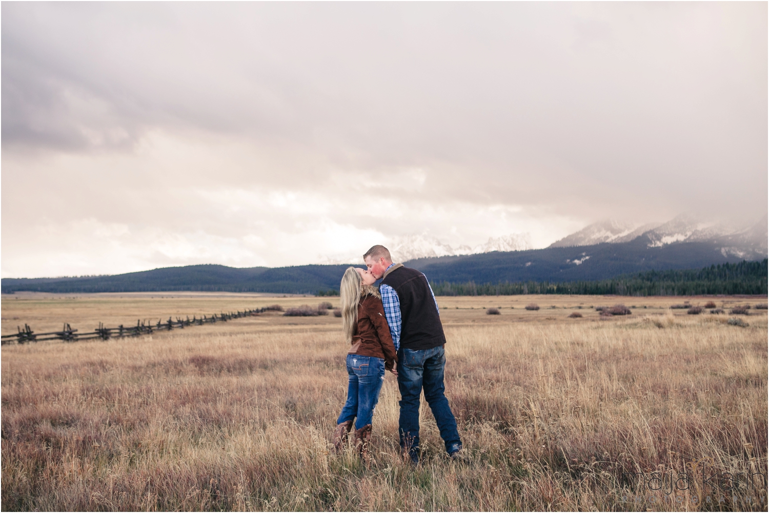 Stanley-Lake-Engagement-portraits-Maija-Karin-Photography_0018.jpg