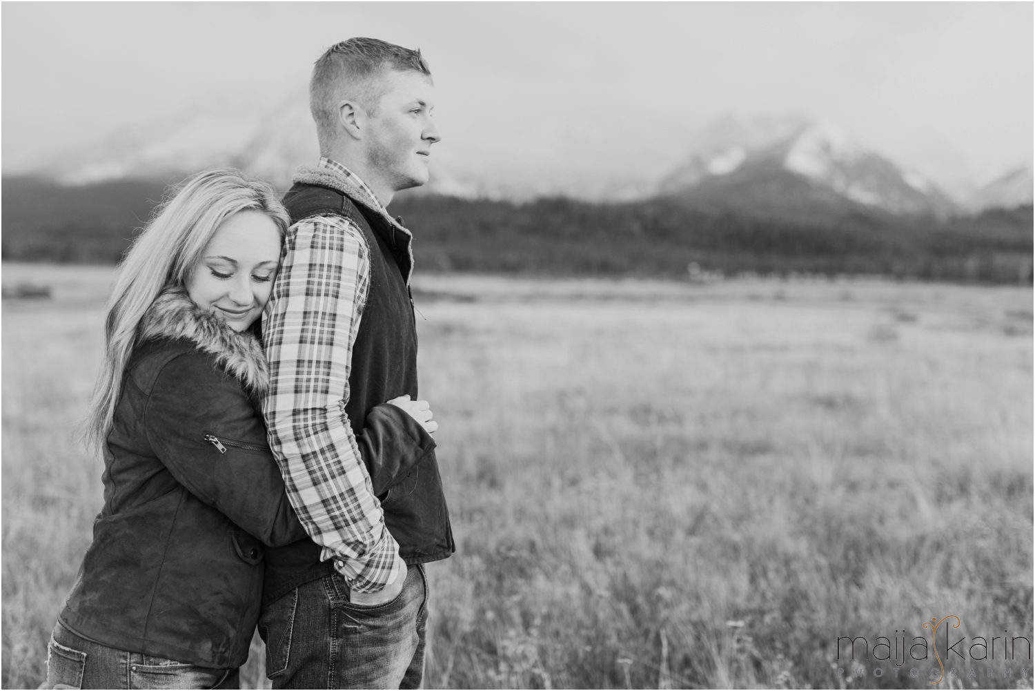 Stanley-Lake-Engagement-portraits-Maija-Karin-Photography_0026.jpg