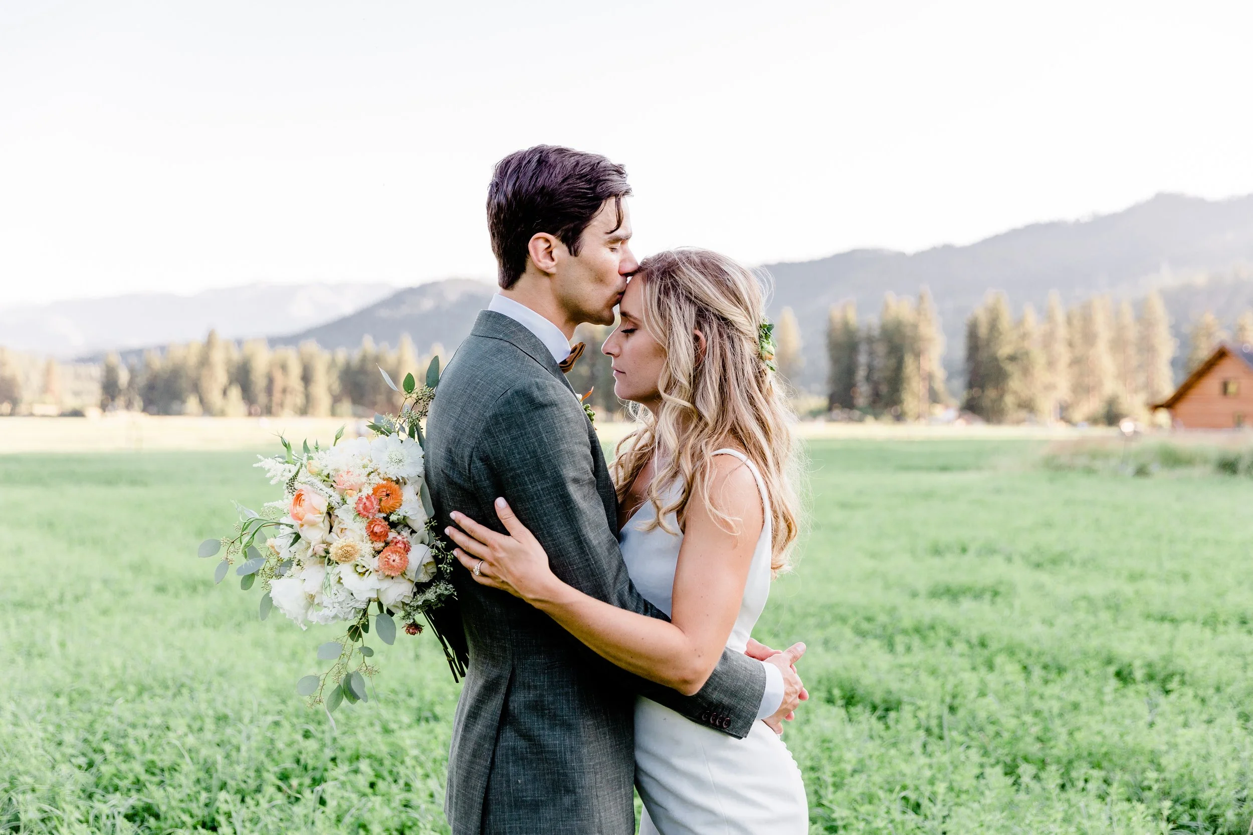 Boise-Idaho-Wedding-PhotographerE&J_Wedding-555.jpg