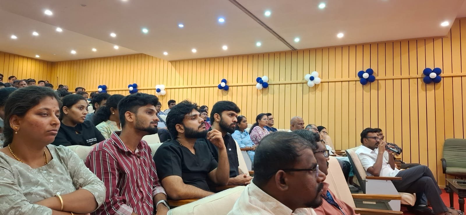 WhatsApp Image 2025-11-20 at 15.42.19.jpeg