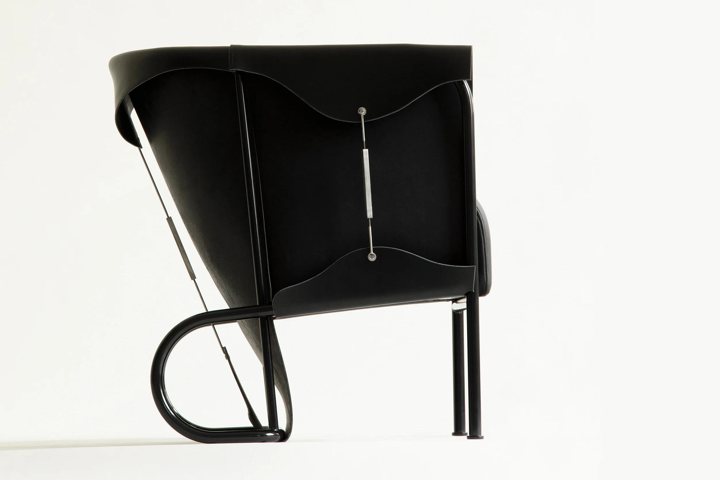 Club Chair_GlenBaghurst.jpg