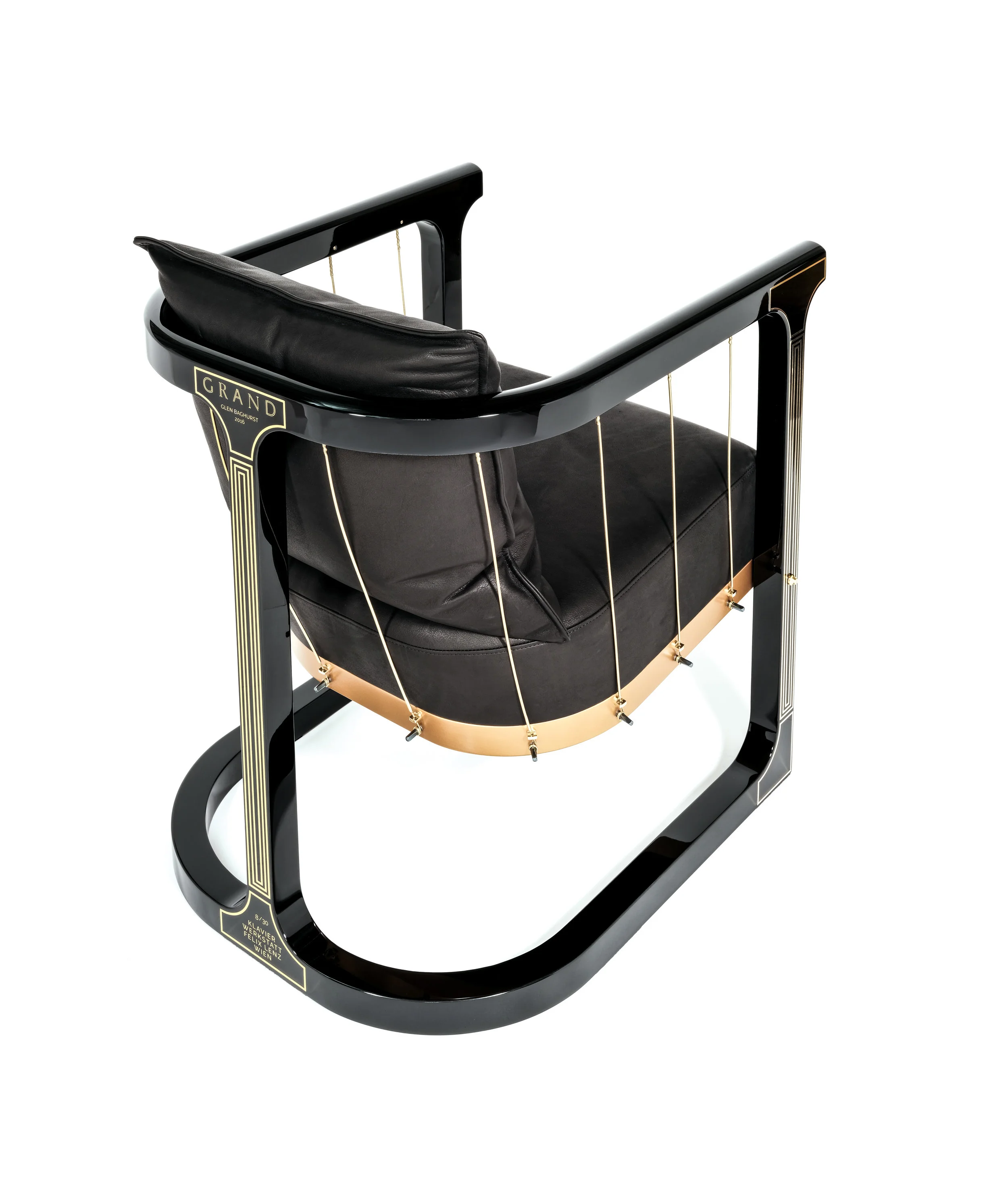 grand_armchair_glenbaghurst_lowres_1.jpg