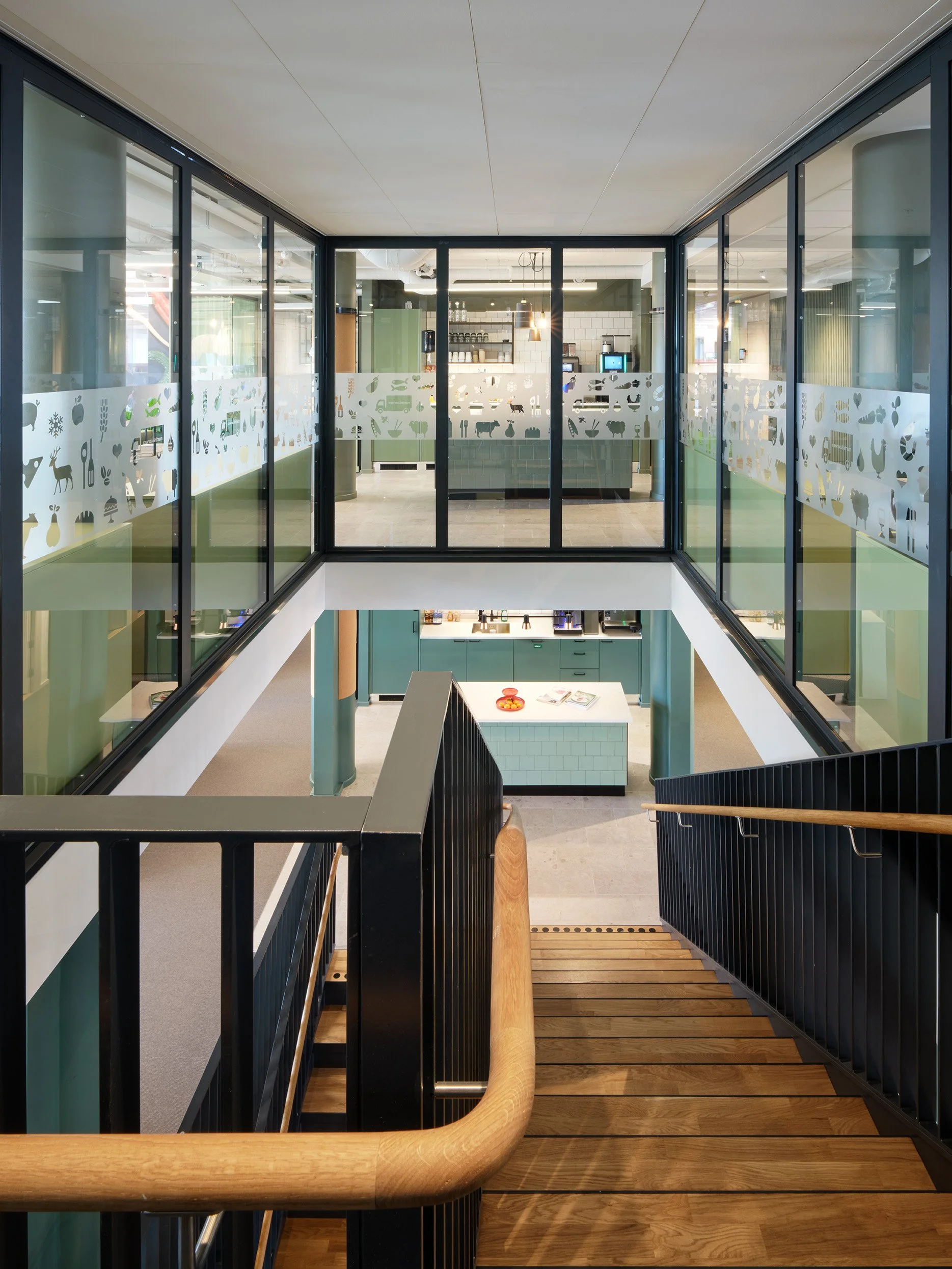 martin@servera / tea