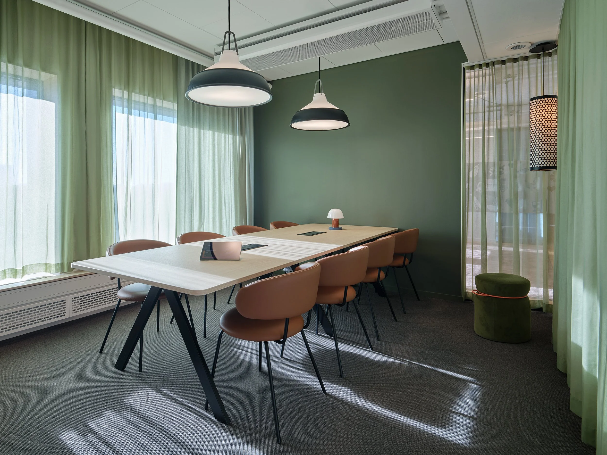 martin@servera / tea