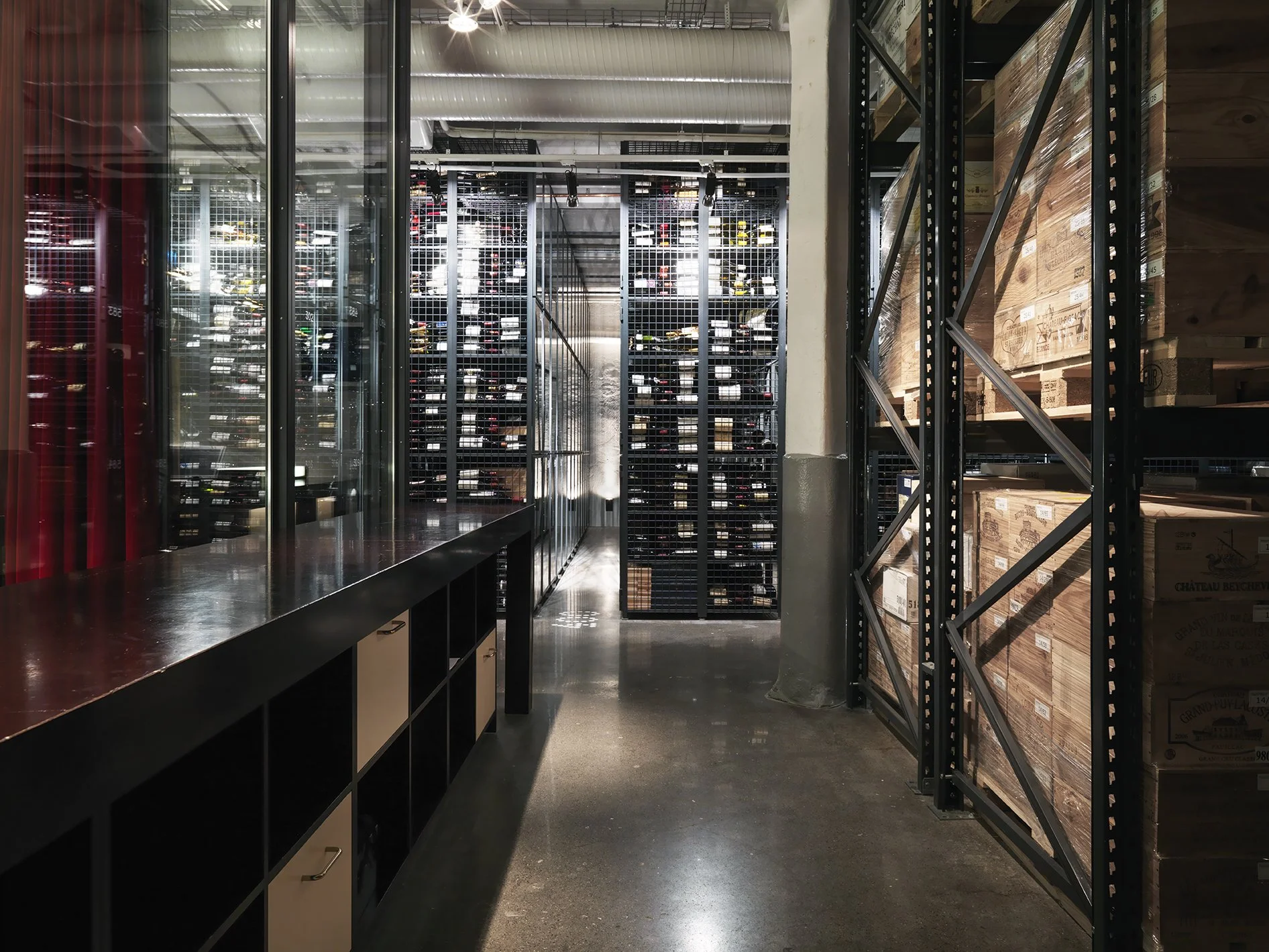 magnusson fine wine / tea