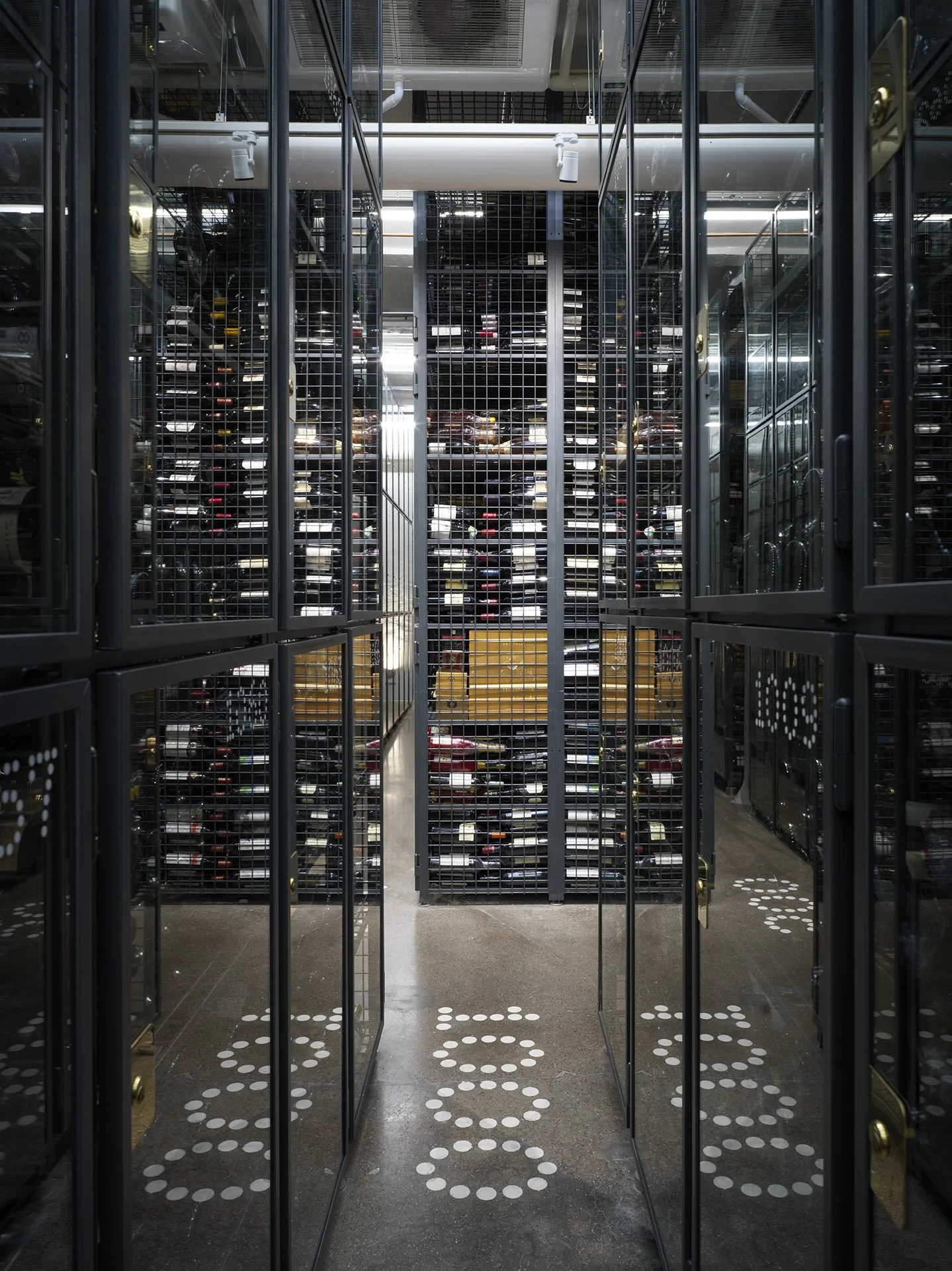 magnusson fine wine / tea