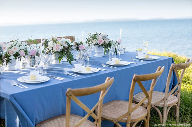 blue-pink-wedding-table-beach-flowers-auckland.jpg