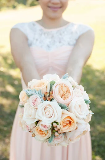 peach-apricot-wedding-flowers-bouquet-auckland.jpg
