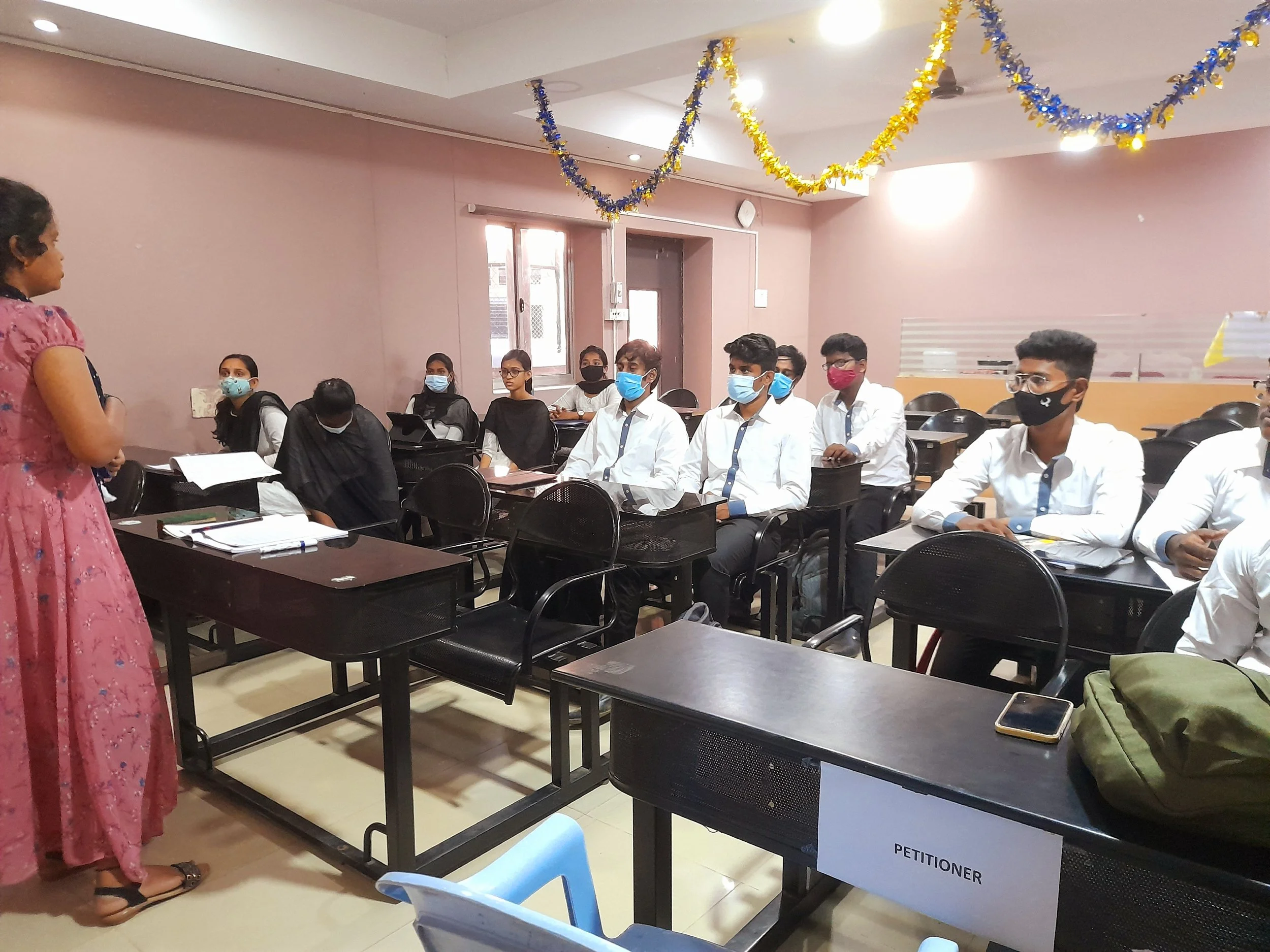 Special Lecture on "40 Landmark Cases in Law of Contracts"