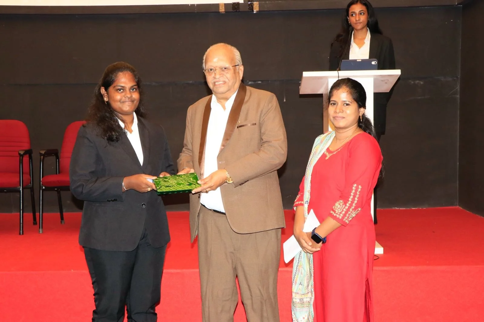 National Conference on MANAGING PERSONAL AND PROFESSIONAL LIFE IN THE AGE OF PRIVATISATION”