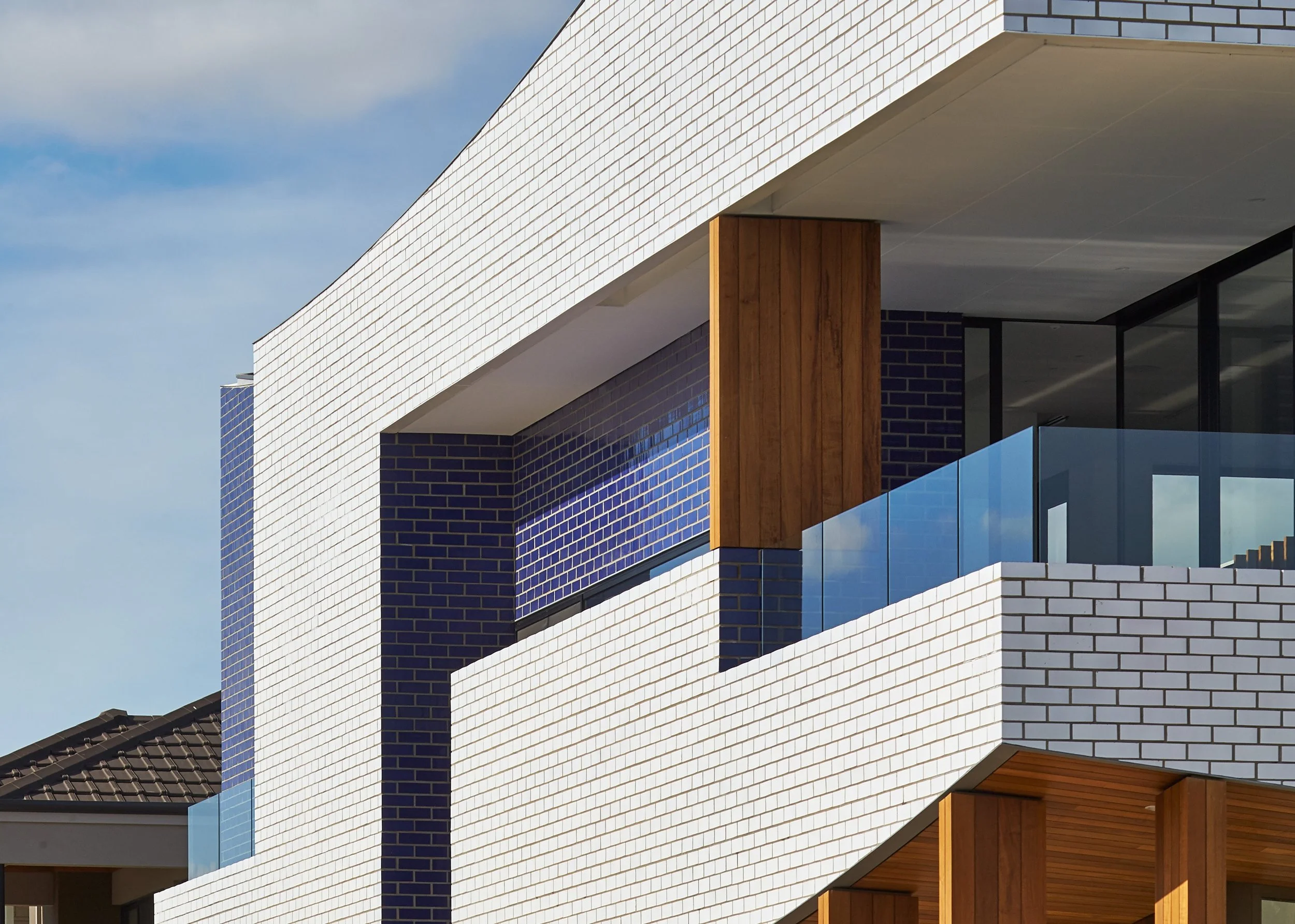 Bosske_Omeo_House_Facade.jpg