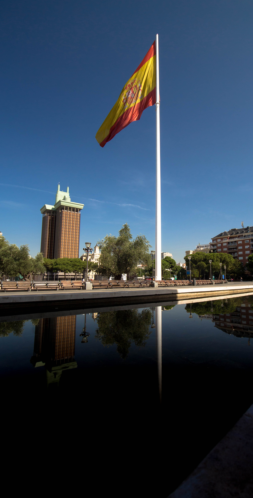 Giant Spanish Flag, Madrid