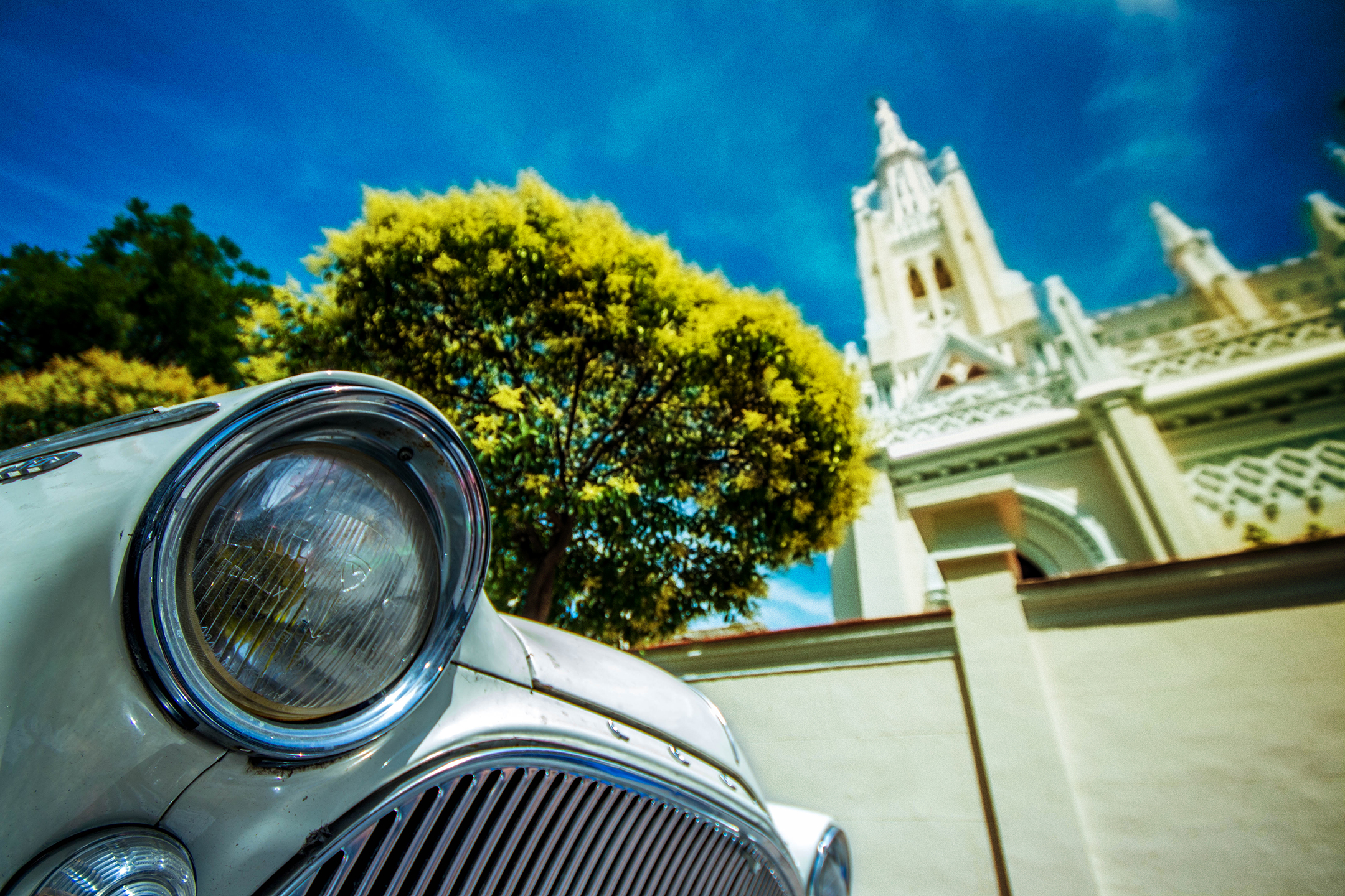 Old Car, Madrid