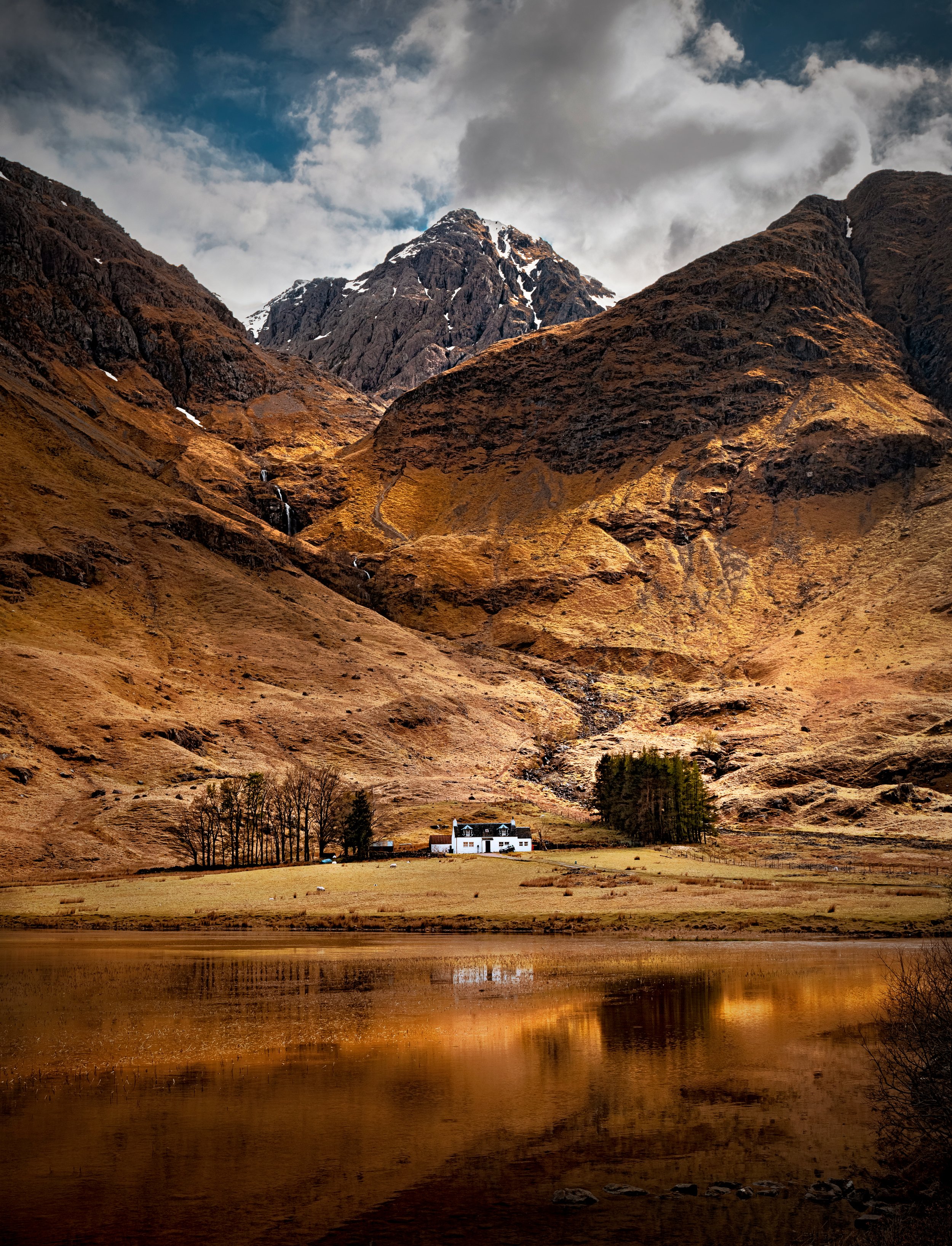 Shepherd's House, Loch Achtriachtan, Glencoe 