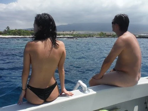 Nude Swimming in Hawaii - A Beach Guide