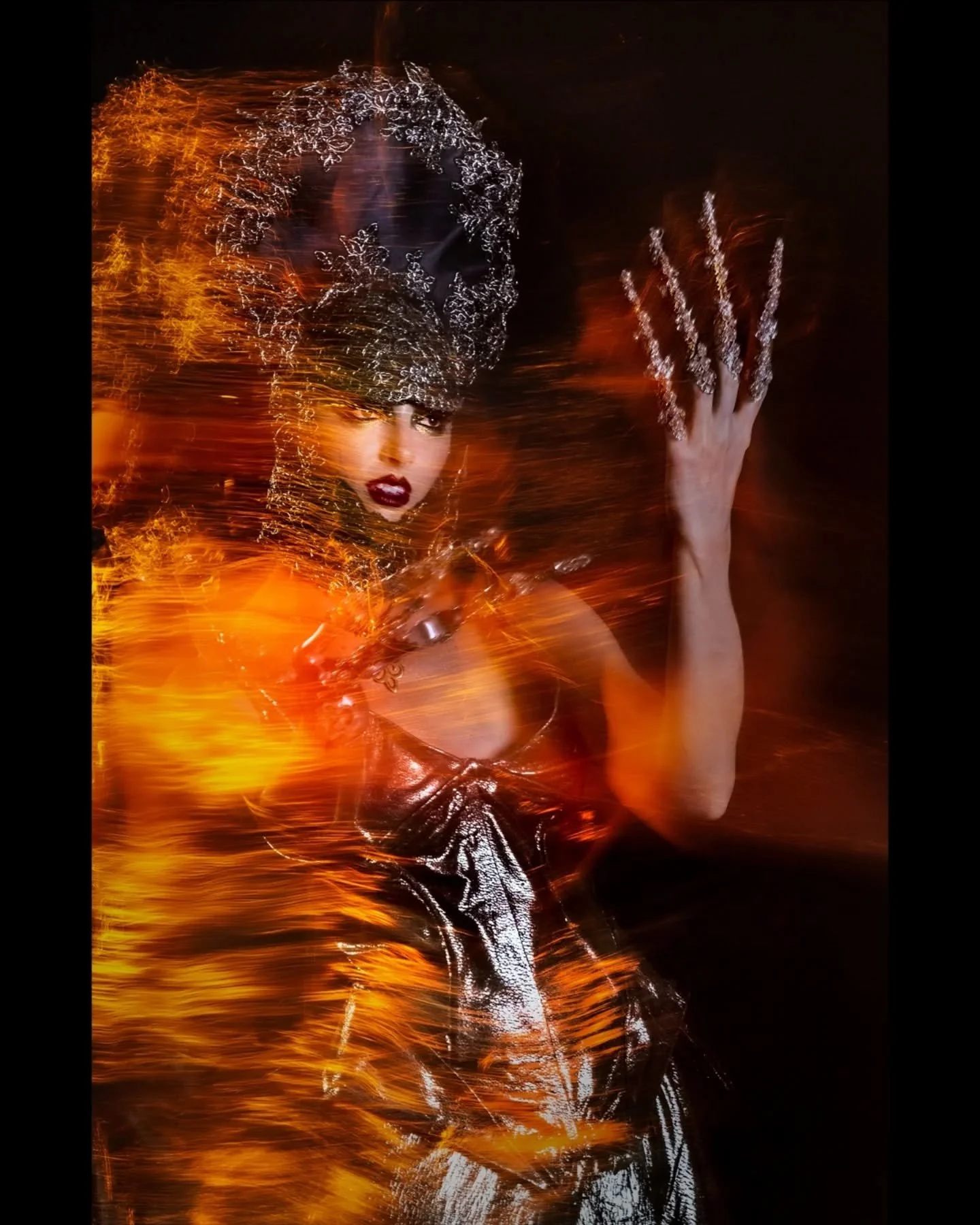 New Photography work with an amazingly talented team.

Model: @orlandocyborgashley 
Costume Designer: @sybansyban 
Makeup artist: @alyona.artistry 
Photography: @tomwattsdop 
Prosthetics: @rebelbionics