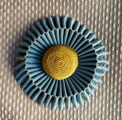 9cm_teal_gold.jpg