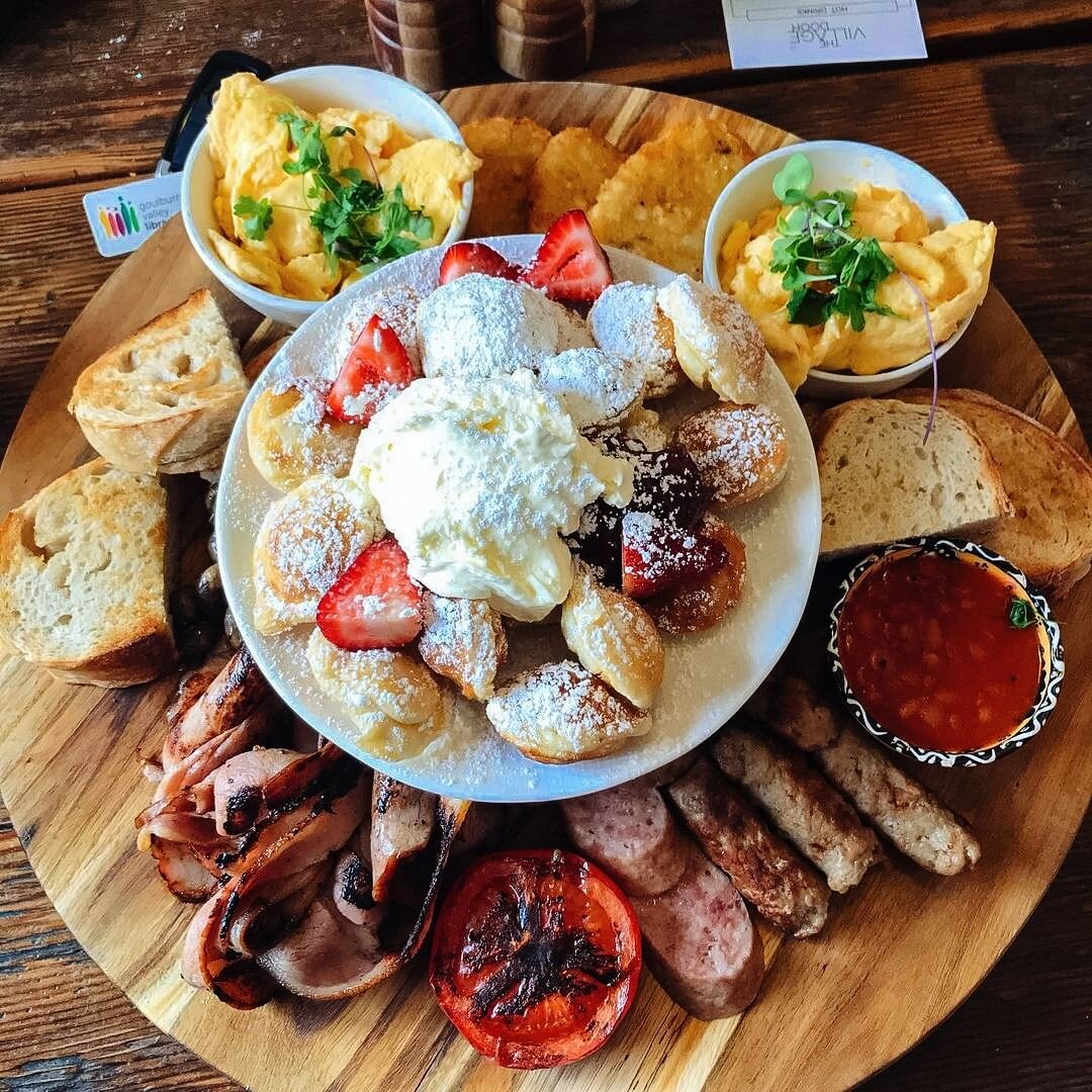 🙌 Who's up for a Breakfast of Champions?! 🙌
📸 Reposting: @geraldinechristou 
Family breakfast platter with our gorgeous boys! &hearts;️
.
.
.
#thevillagedoor #thevillagedoorgeelong #thevillagedoorcafe #geelong #cafegeelong