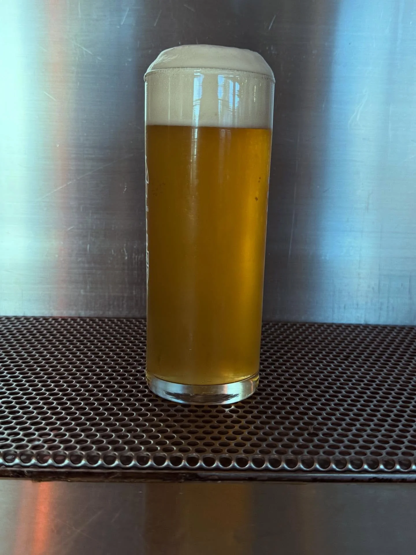 FINAL THREE DAYS

Since everyone walked off with our glassware (not cool), everything is in 12oz glasses moving forward and $5 per pour. We have&nbsp;roughly 34 kegs to empty - think we can do it? Bring your old Wild Mind swing top&nbsp;growlers or a