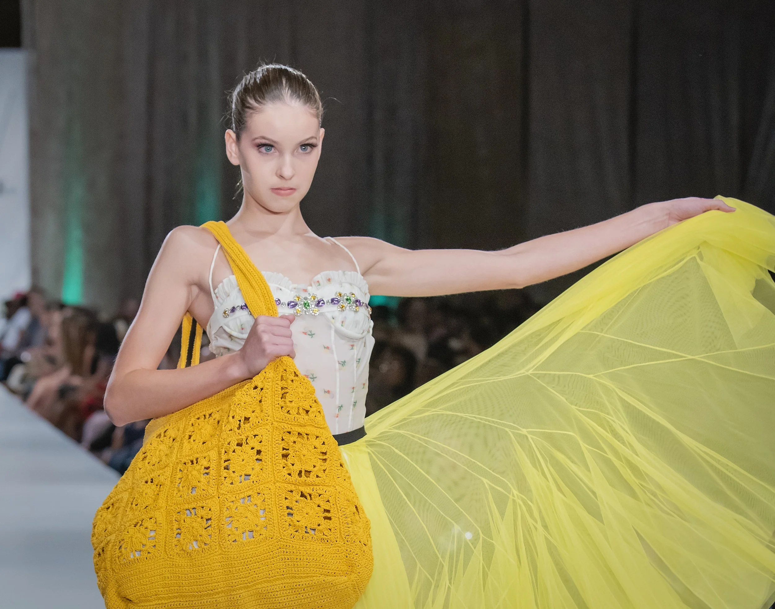 Crochet Beach traveller tote