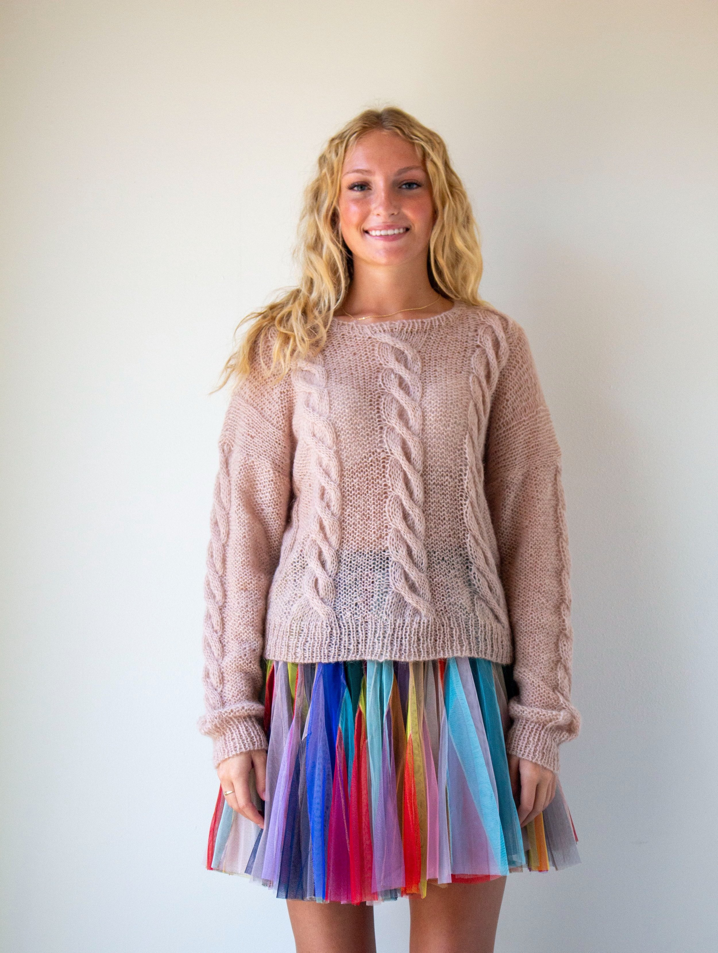peach+sweater1.jpg