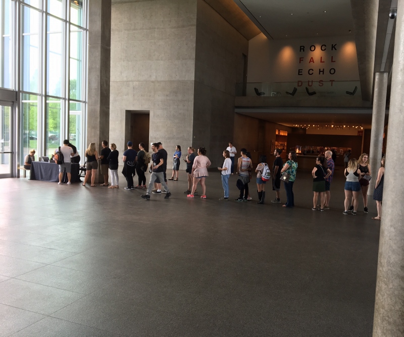 Wristband pick up at The Modern - Photo Credit: Prewitt Scott-Jackson