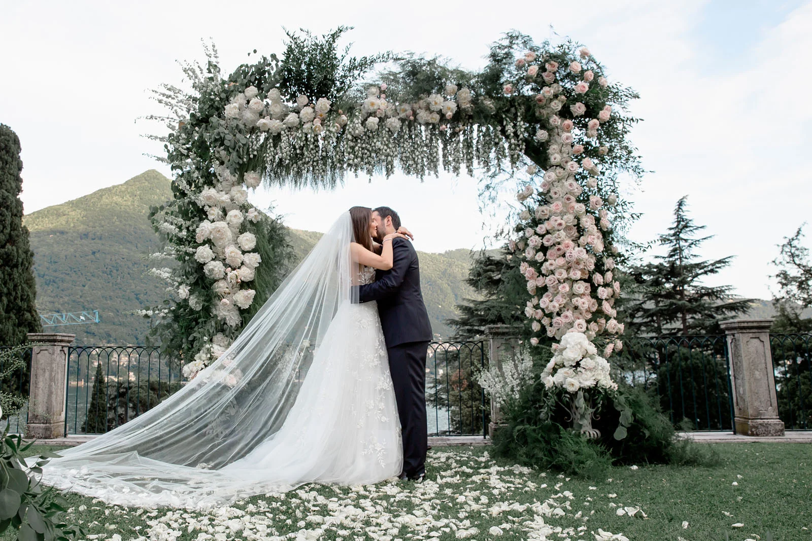 savvyeventstudio.com | Villa Passalacqua | Destination Wedding in Lake Como Italy | Wedding Planner | Savvy Event Studio | CKFilmPhoto