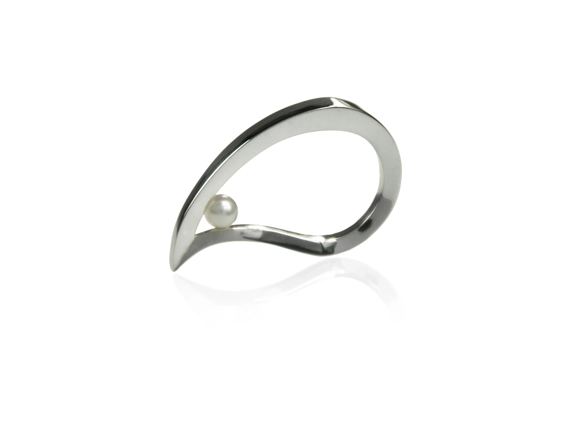 pushed teardrop pearl silver 2.jpg